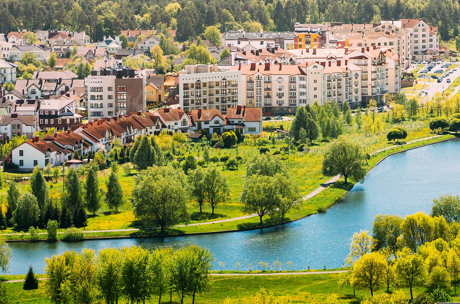 minsk-belarus-houses-in-a-residential-area-in-sunn-small.jpg